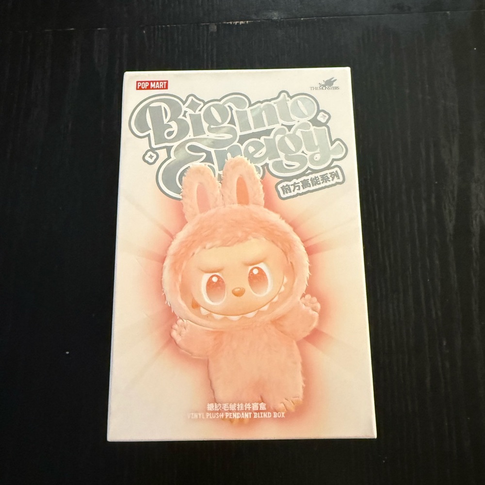 NIB Popmart Labubu3.0 big into energy